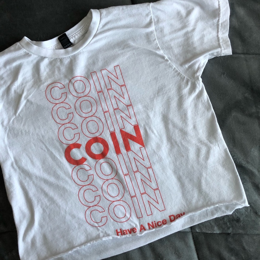 COIN TEE